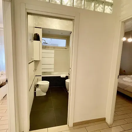 Domus Laterani By Jfm - Comfortable Big Terrace Colosseo Apartment Rome